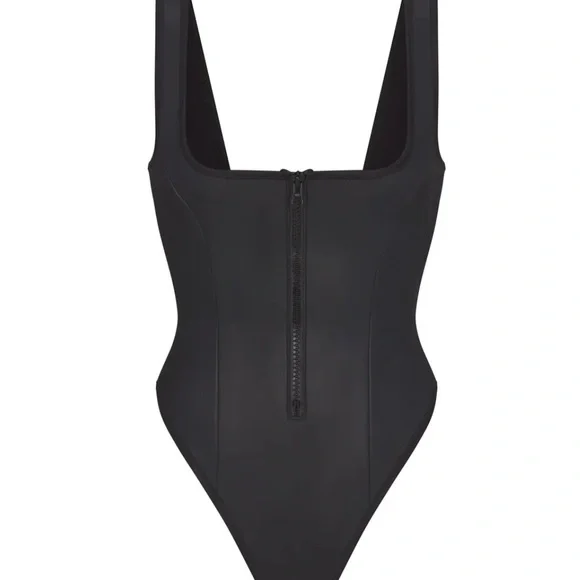 SKIMS - Picture 6 of 8